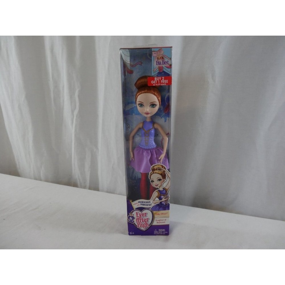 Ever After High Doll Ballet Princess Holly OHare Daughter of Rapunzel - Picture 7 of 12
